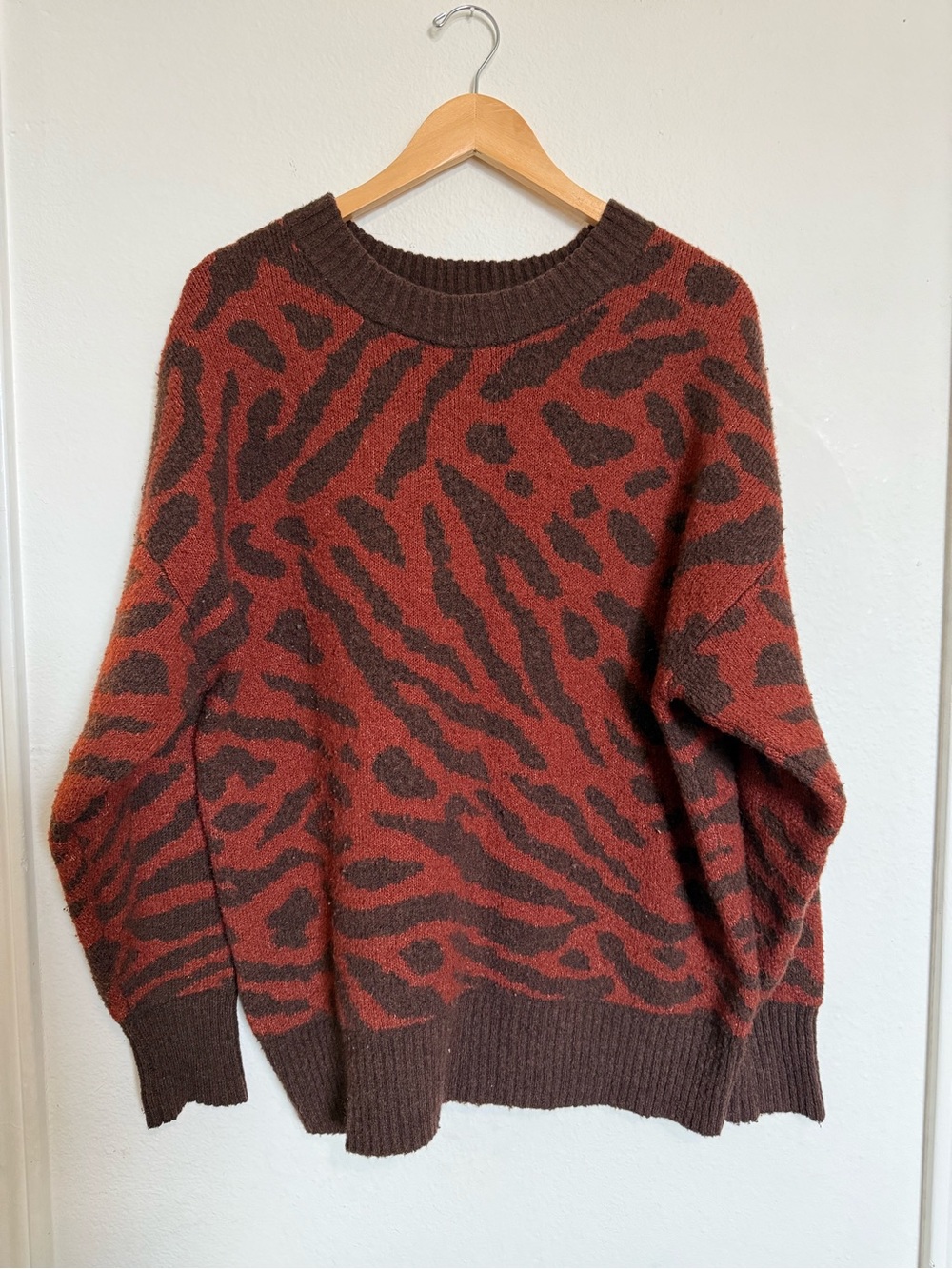 Ava & Viv Rust Animal Print Knit Sweater